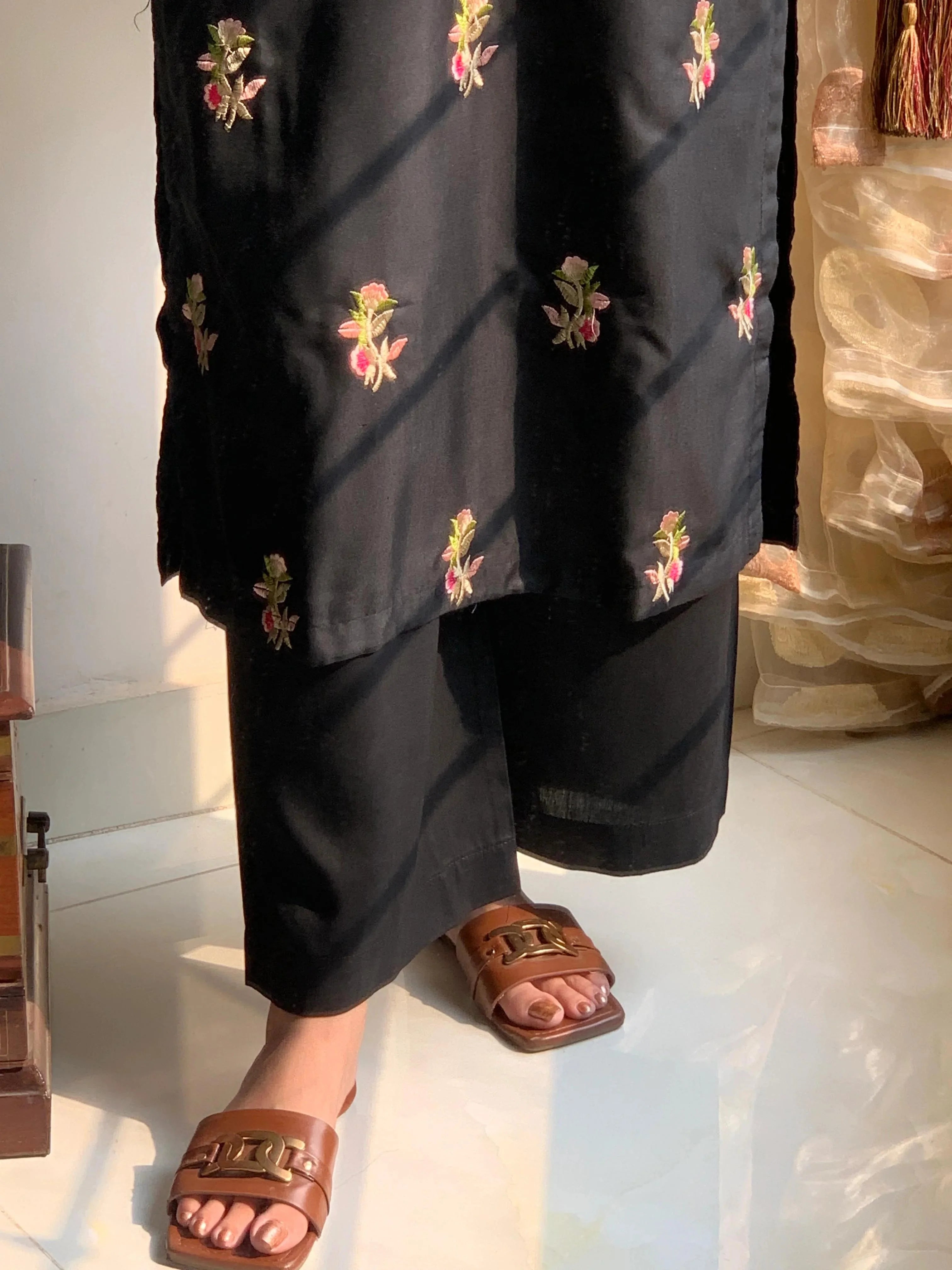 Detailed sleeve cuff and hem embroidery Midnight Bloom kurta