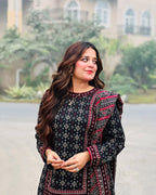 Full outfit view of stitched 3 piece digital lawn suit by ZAMARANG
