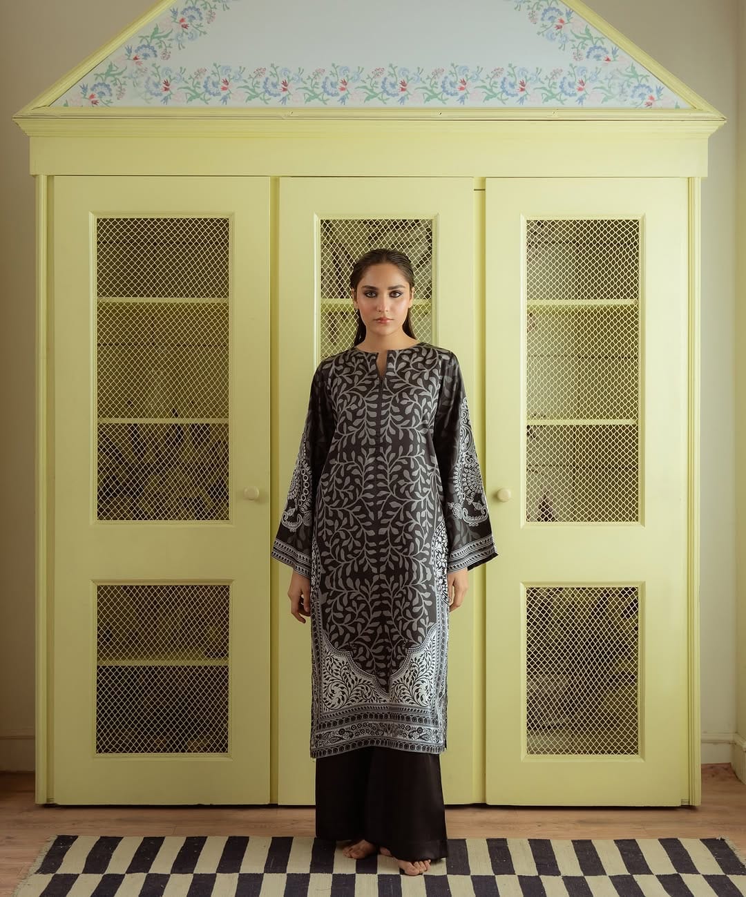 Noir Black digital printed lawn kurta front view – ZAMARANG