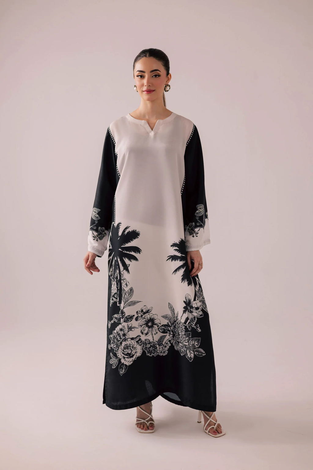 Noir Palma longline black and white kurta front view ZAMARANG