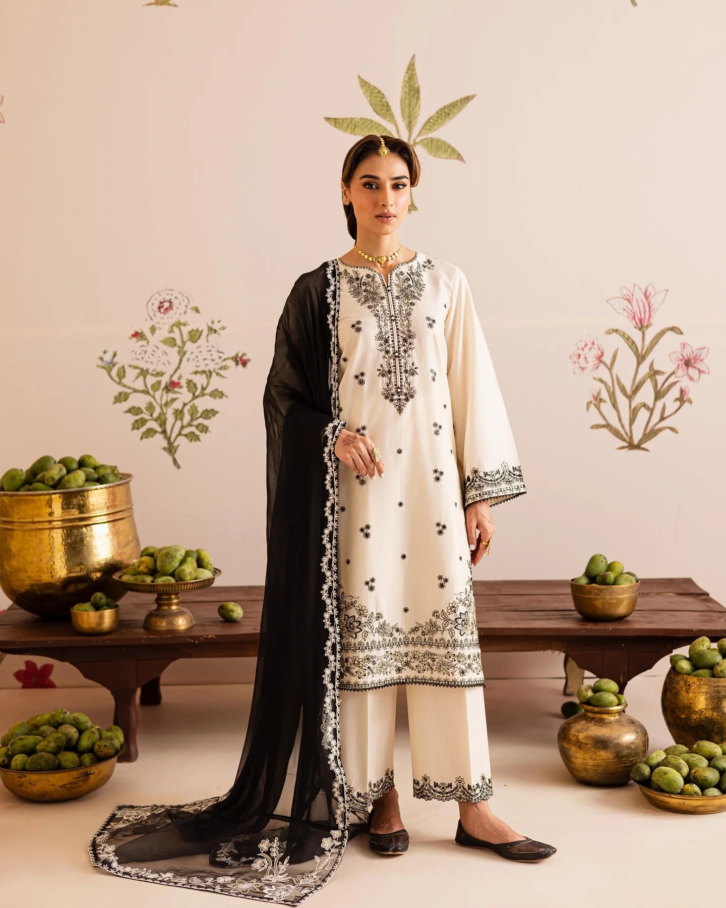 Off white and black embroidered lawn shirt front view ZAMARANG