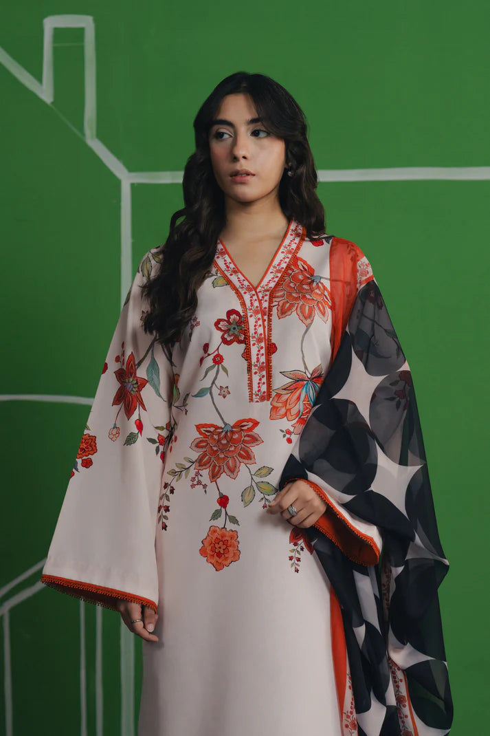 Trouser hem with coral print detail matching Coral Garden suit