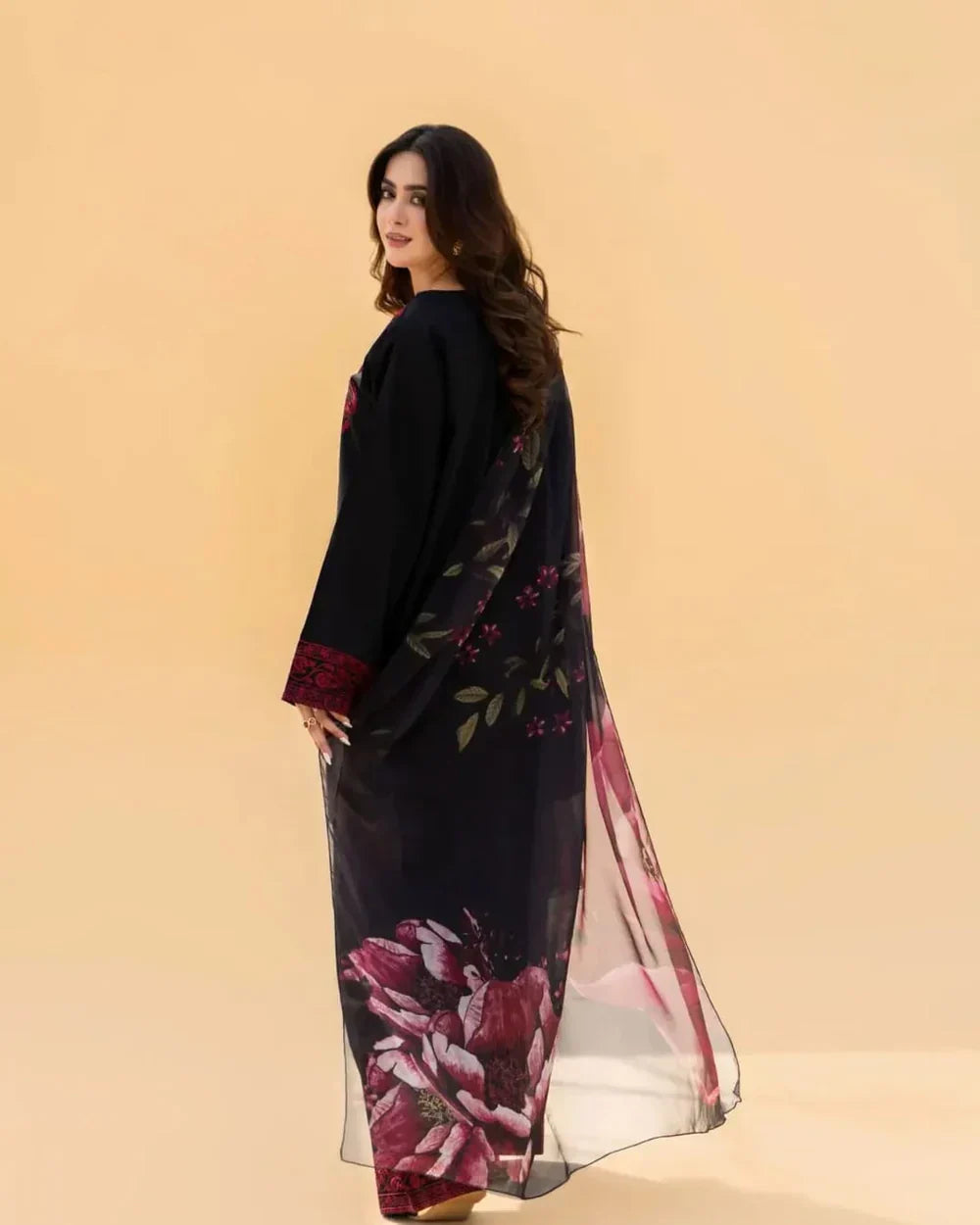 black-digital-wool-shawl-printed-zamarang