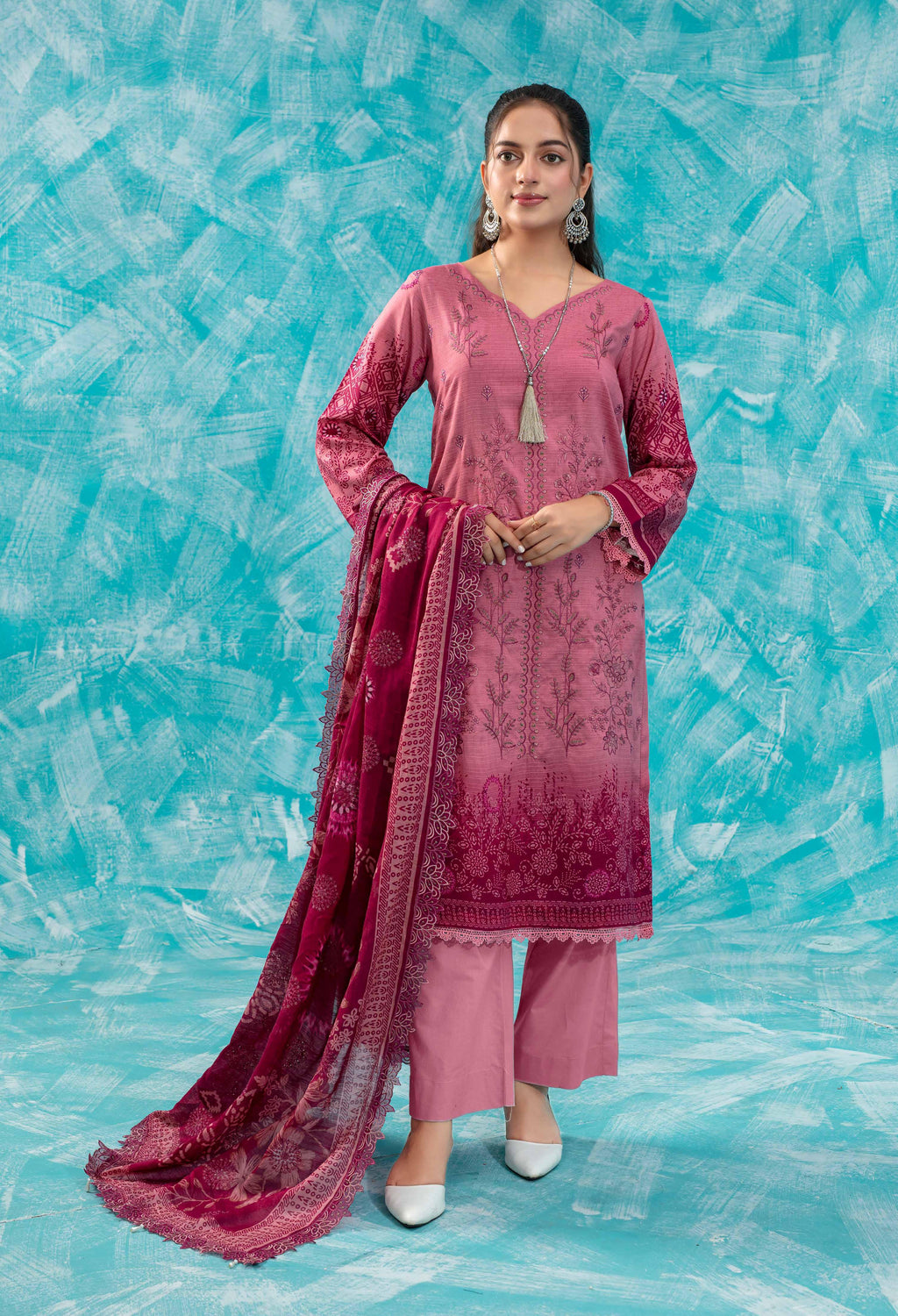 3 Piece Elegant Dusty Pink Embroidered Viscose Suit