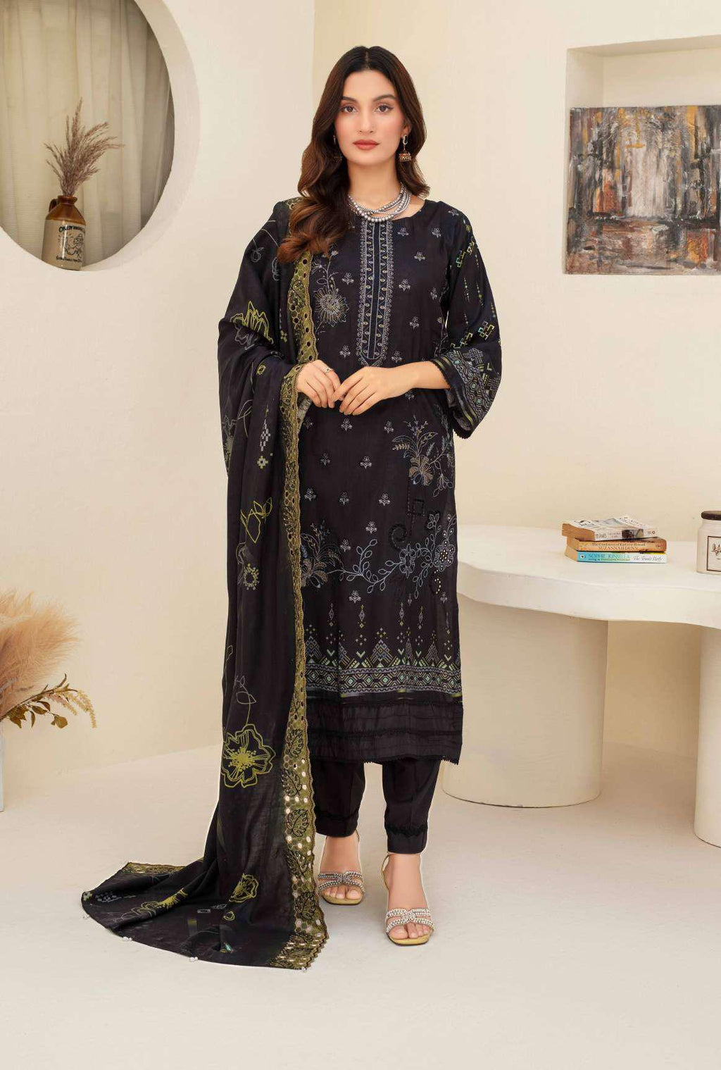 Front view black embroidered viscose 3 piece suit shirt and dupatta ZAMARANG