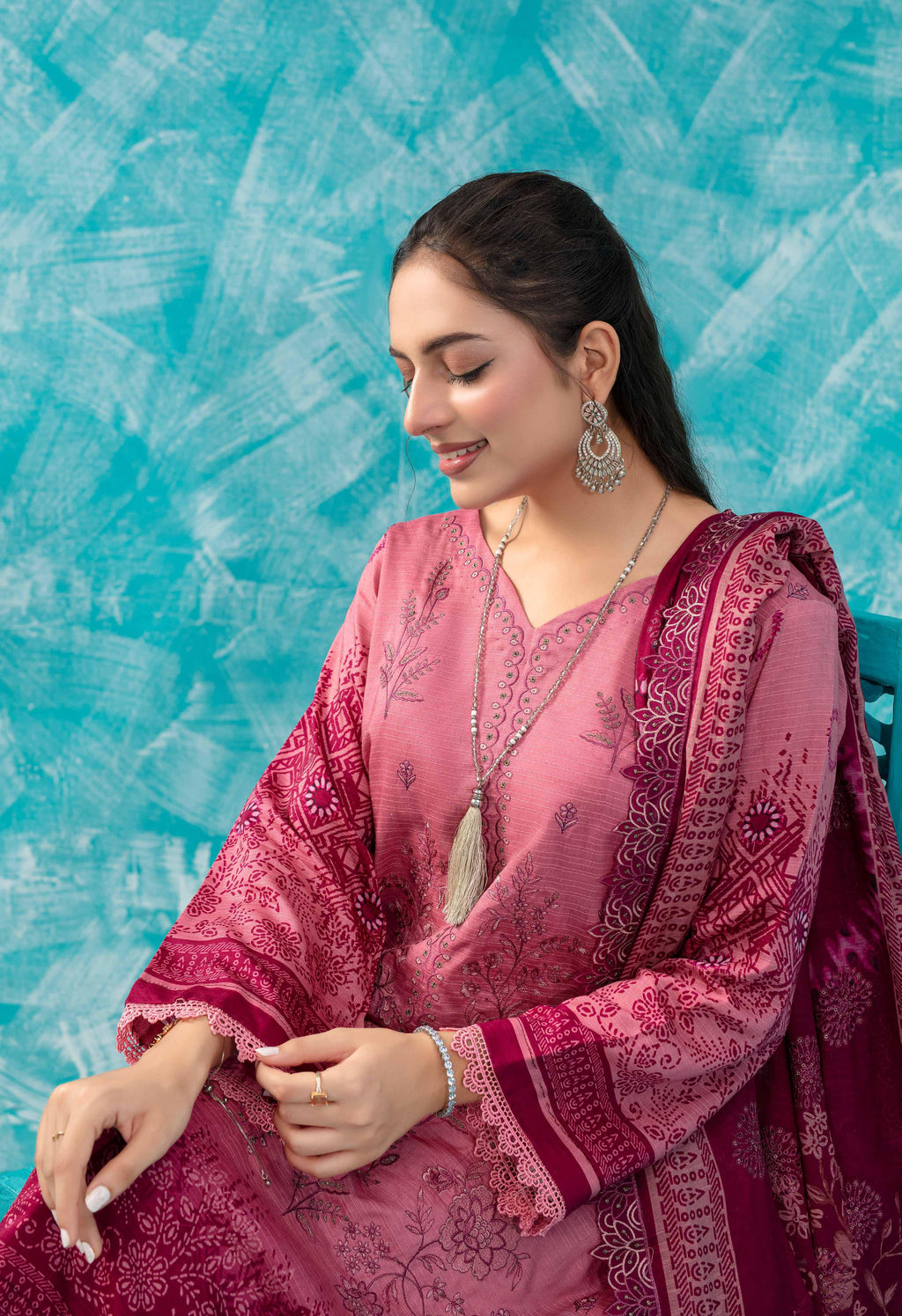 3 Piece Elegant Dusty Pink Embroidered Viscose Suit