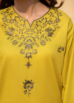 Straight lawn trouser with embroidered hem in lime green set