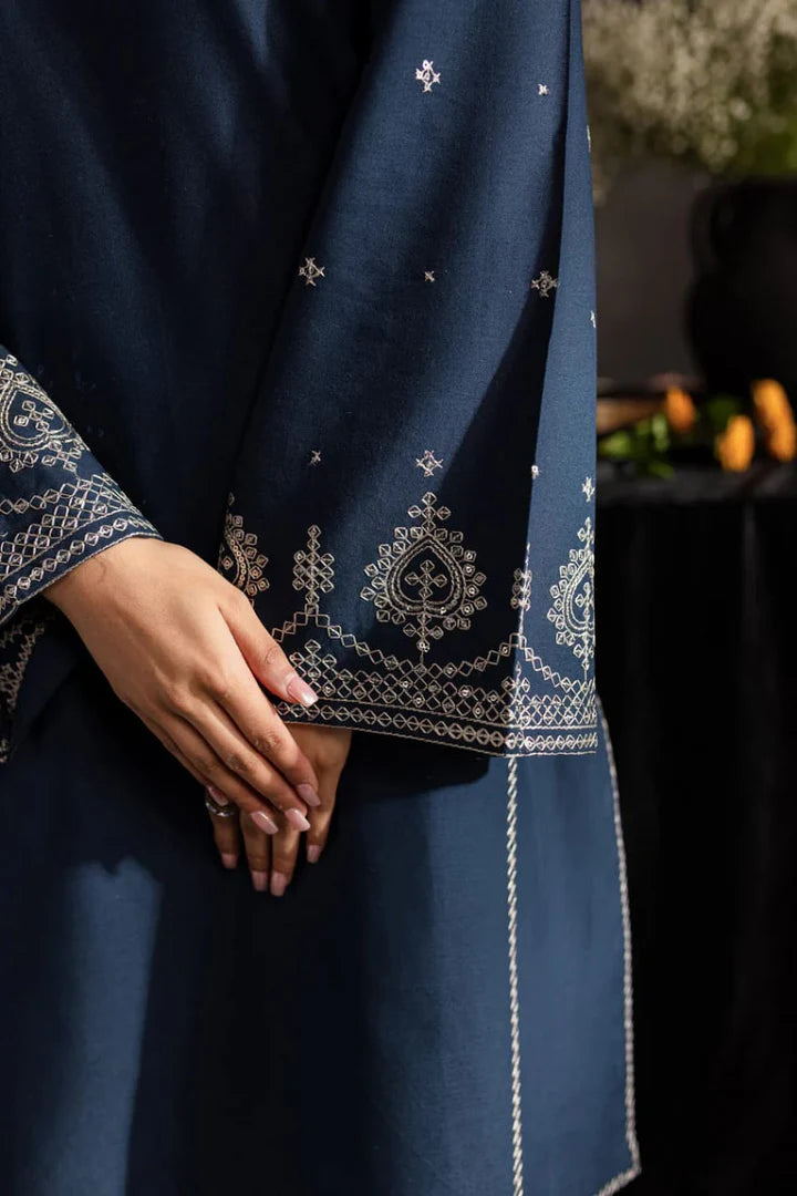 serene_blue_trouser_embroidery_closeup