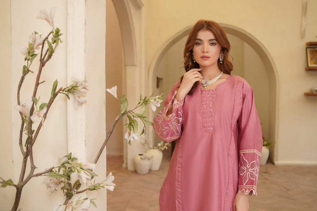 zamarang blush radiance embroidery closeup